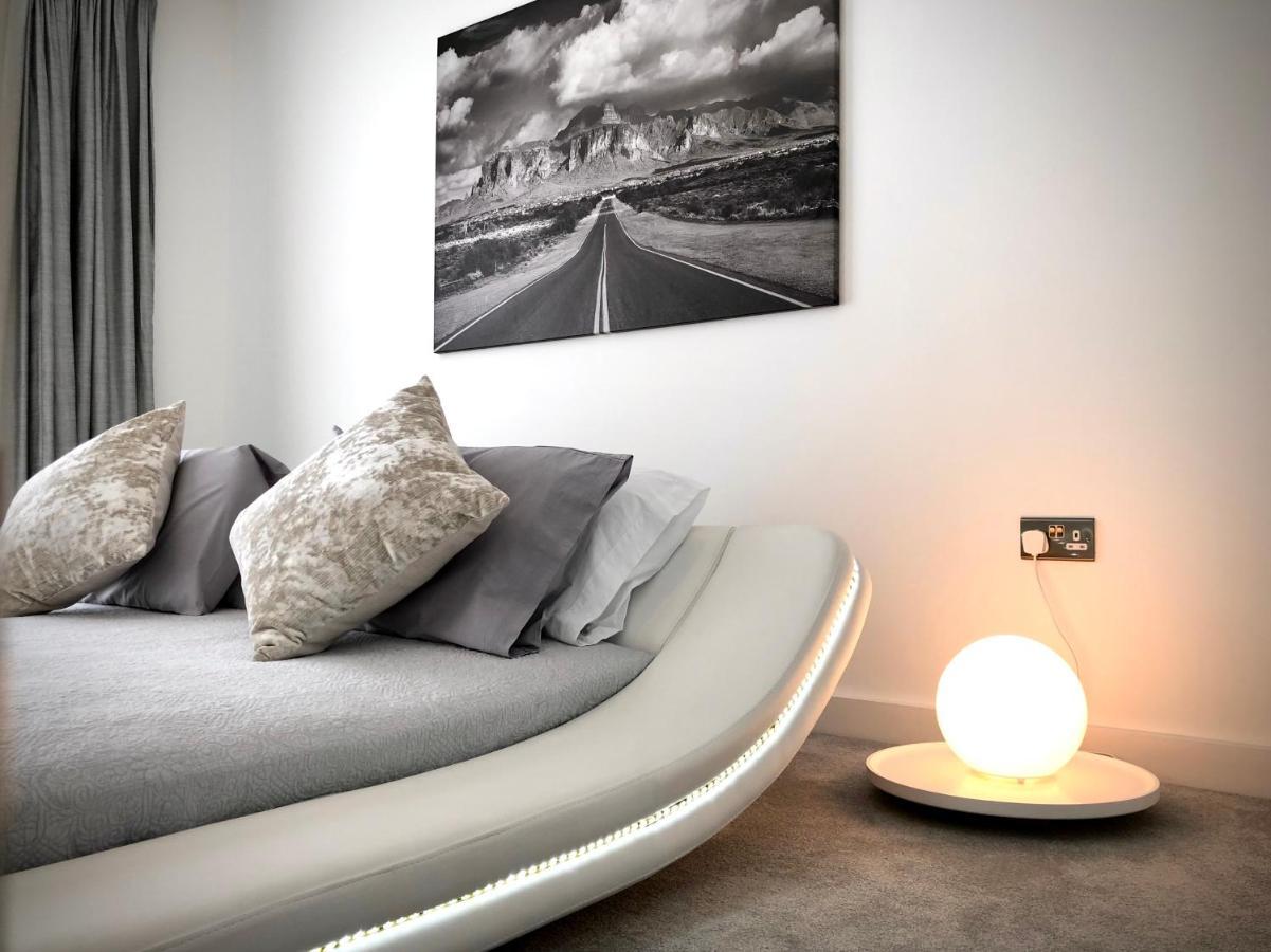 Panoramic Park And City Penthouses Retreat London Exterior photo