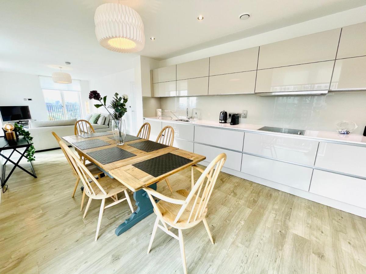 Panoramic Park And City Penthouses Retreat London Exterior photo
